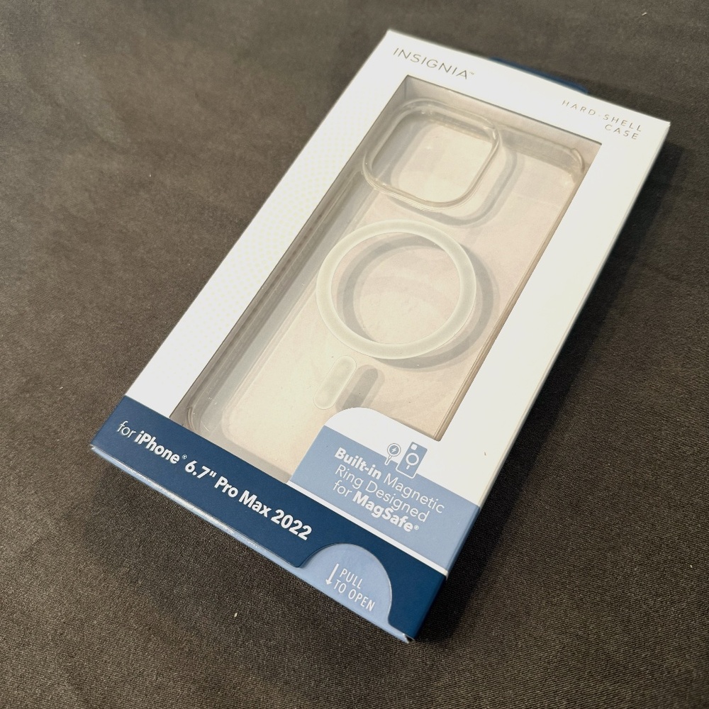 Insignia Hard-Shell Case Compatible with MagSafe for iPhone 14 Pro Max (2022)